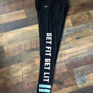 Victoria Secret PINK ultimate leggings